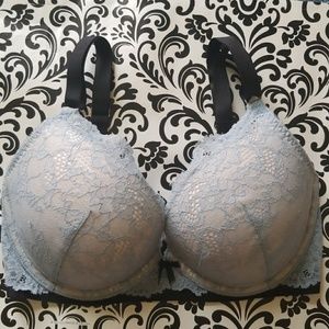 NEW! Victoria's Secret Push Up
